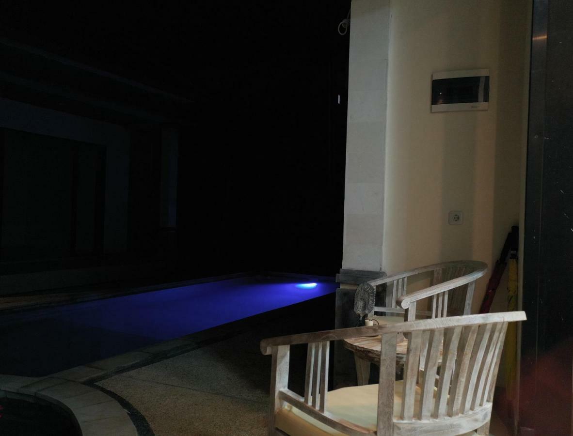 Villa Viking Jimbaran  Exterior photo
