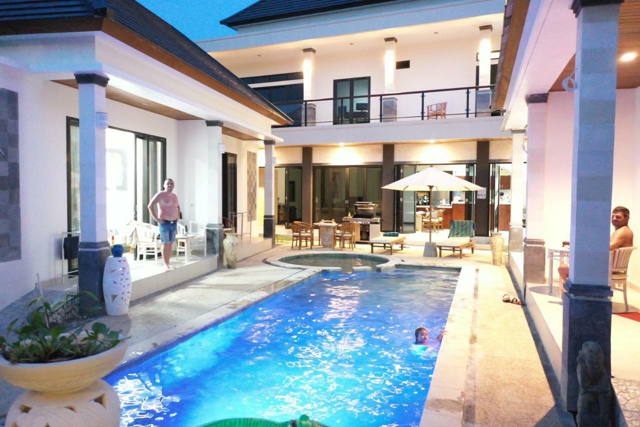Villa Viking Jimbaran  Exterior photo